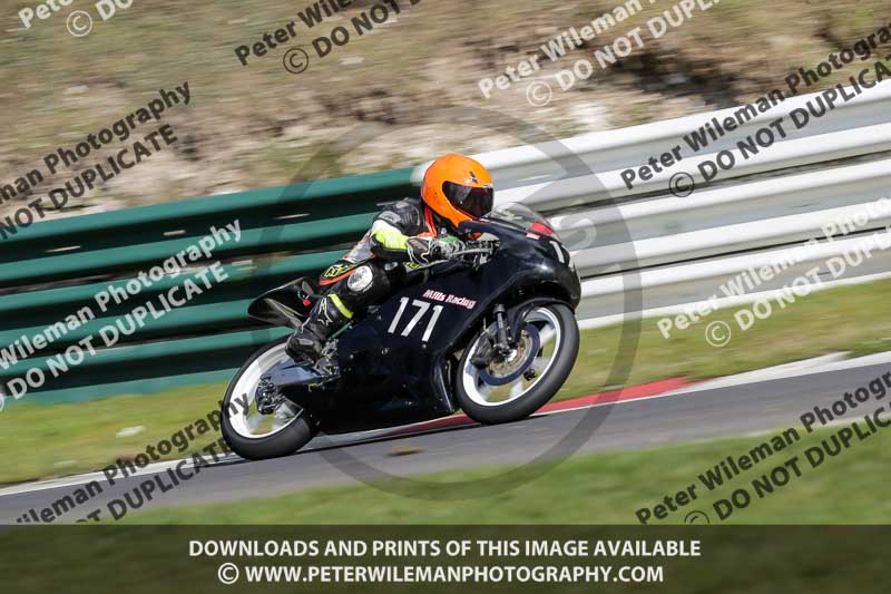 cadwell no limits trackday;cadwell park;cadwell park photographs;cadwell trackday photographs;enduro digital images;event digital images;eventdigitalimages;no limits trackdays;peter wileman photography;racing digital images;trackday digital images;trackday photos