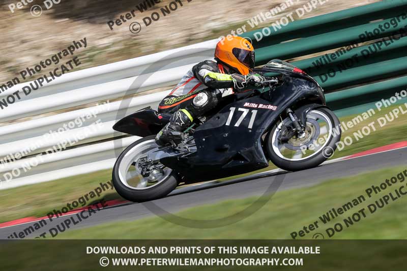 cadwell no limits trackday;cadwell park;cadwell park photographs;cadwell trackday photographs;enduro digital images;event digital images;eventdigitalimages;no limits trackdays;peter wileman photography;racing digital images;trackday digital images;trackday photos