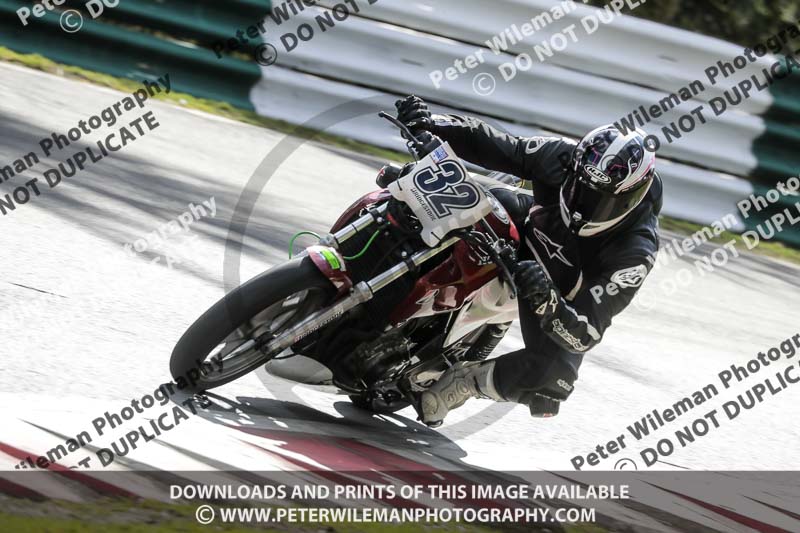 cadwell no limits trackday;cadwell park;cadwell park photographs;cadwell trackday photographs;enduro digital images;event digital images;eventdigitalimages;no limits trackdays;peter wileman photography;racing digital images;trackday digital images;trackday photos