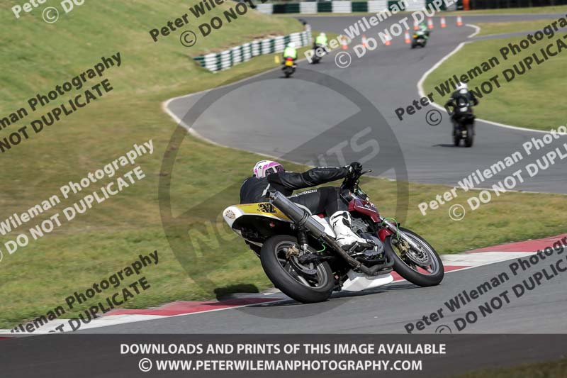 cadwell no limits trackday;cadwell park;cadwell park photographs;cadwell trackday photographs;enduro digital images;event digital images;eventdigitalimages;no limits trackdays;peter wileman photography;racing digital images;trackday digital images;trackday photos