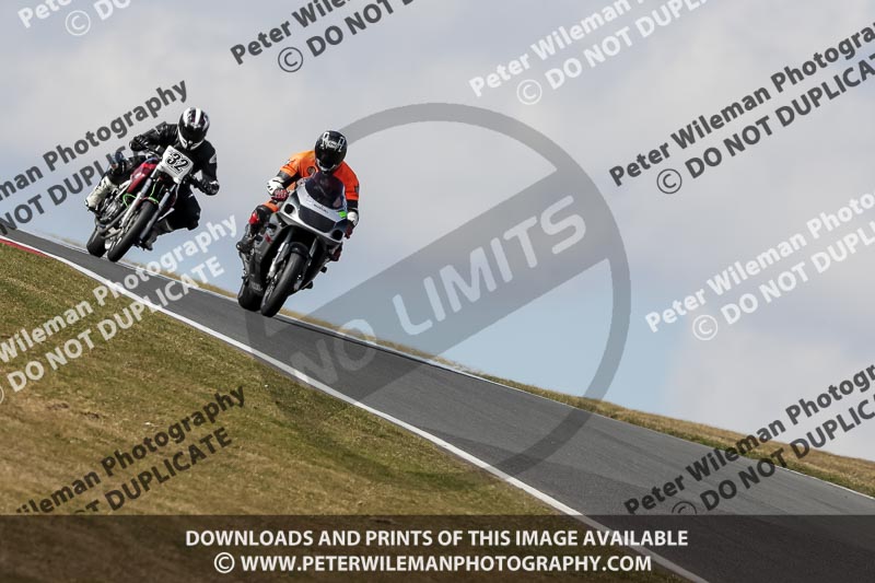 cadwell no limits trackday;cadwell park;cadwell park photographs;cadwell trackday photographs;enduro digital images;event digital images;eventdigitalimages;no limits trackdays;peter wileman photography;racing digital images;trackday digital images;trackday photos