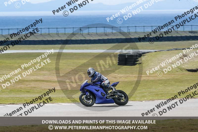 anglesey no limits trackday;anglesey photographs;anglesey trackday photographs;enduro digital images;event digital images;eventdigitalimages;no limits trackdays;peter wileman photography;racing digital images;trac mon;trackday digital images;trackday photos;ty croes