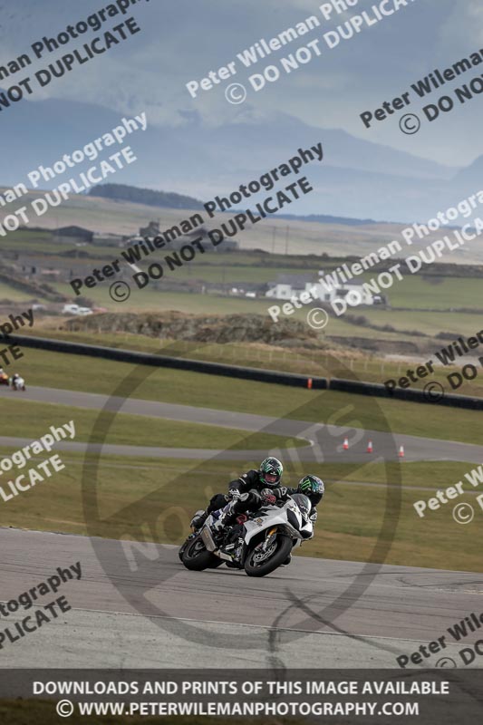 anglesey no limits trackday;anglesey photographs;anglesey trackday photographs;enduro digital images;event digital images;eventdigitalimages;no limits trackdays;peter wileman photography;racing digital images;trac mon;trackday digital images;trackday photos;ty croes