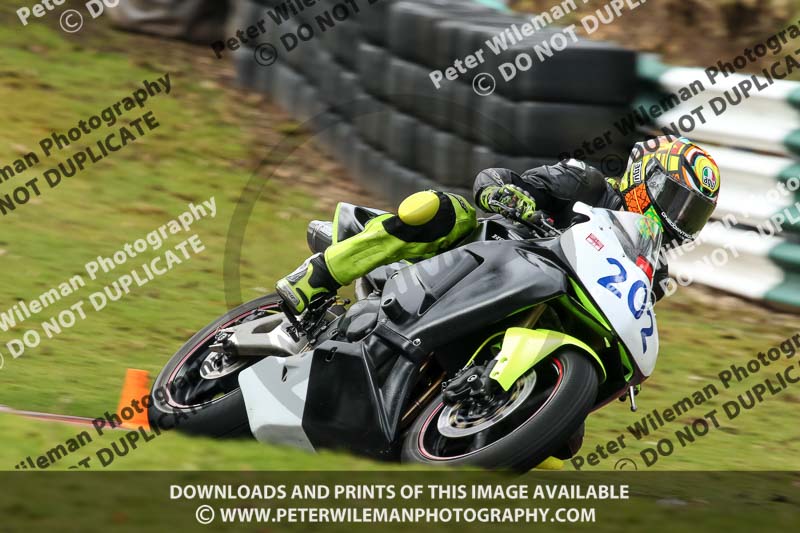 cadwell no limits trackday;cadwell park;cadwell park photographs;cadwell trackday photographs;enduro digital images;event digital images;eventdigitalimages;no limits trackdays;peter wileman photography;racing digital images;trackday digital images;trackday photos