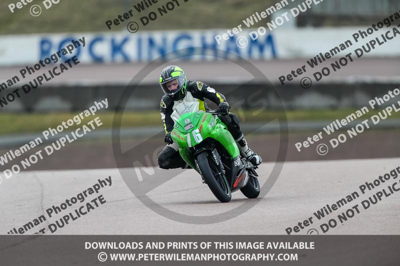 Rockingham no limits trackday;enduro digital images;event digital images;eventdigitalimages;no limits trackdays;peter wileman photography;racing digital images;rockingham raceway northamptonshire;rockingham trackday photographs;trackday digital images;trackday photos