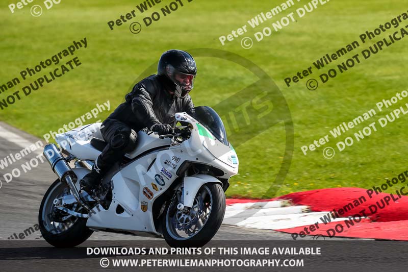 enduro digital images;event digital images;eventdigitalimages;no limits trackdays;peter wileman photography;racing digital images;snetterton;snetterton no limits trackday;snetterton photographs;snetterton trackday photographs;trackday digital images;trackday photos