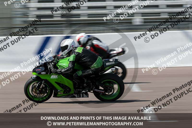 Rockingham no limits trackday;enduro digital images;event digital images;eventdigitalimages;no limits trackdays;peter wileman photography;racing digital images;rockingham raceway northamptonshire;rockingham trackday photographs;trackday digital images;trackday photos