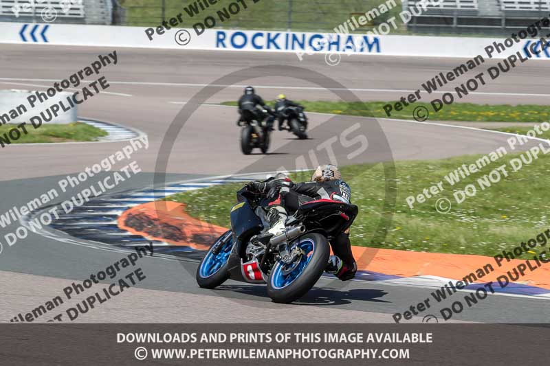 Rockingham no limits trackday;enduro digital images;event digital images;eventdigitalimages;no limits trackdays;peter wileman photography;racing digital images;rockingham raceway northamptonshire;rockingham trackday photographs;trackday digital images;trackday photos