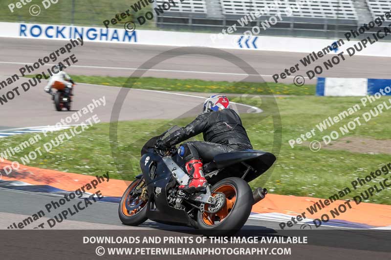 Rockingham no limits trackday;enduro digital images;event digital images;eventdigitalimages;no limits trackdays;peter wileman photography;racing digital images;rockingham raceway northamptonshire;rockingham trackday photographs;trackday digital images;trackday photos