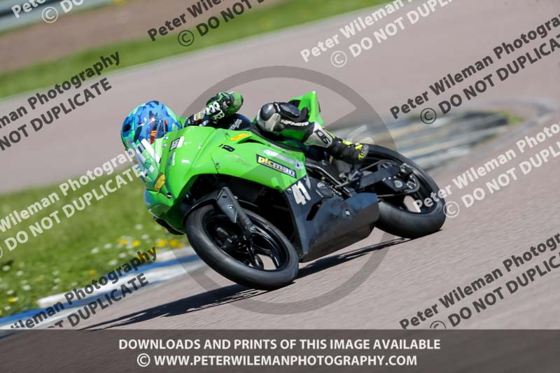 Rockingham no limits trackday;enduro digital images;event digital images;eventdigitalimages;no limits trackdays;peter wileman photography;racing digital images;rockingham raceway northamptonshire;rockingham trackday photographs;trackday digital images;trackday photos