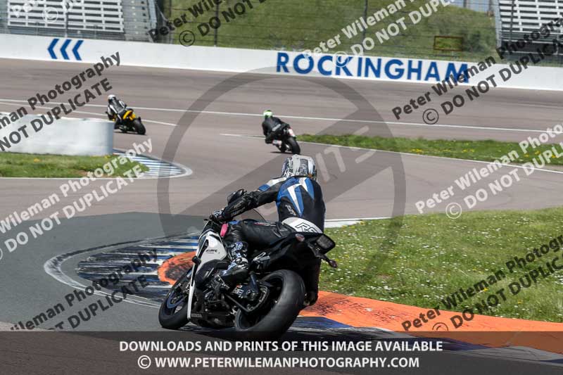 Rockingham no limits trackday;enduro digital images;event digital images;eventdigitalimages;no limits trackdays;peter wileman photography;racing digital images;rockingham raceway northamptonshire;rockingham trackday photographs;trackday digital images;trackday photos