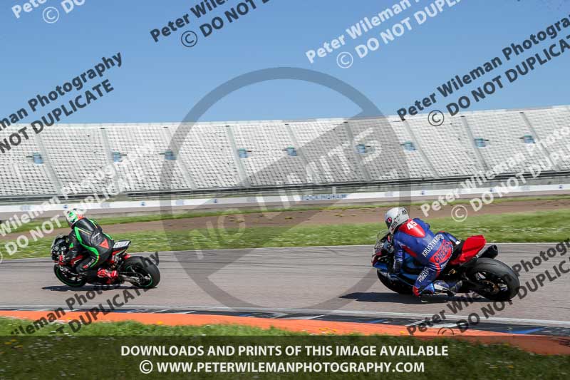 Rockingham no limits trackday;enduro digital images;event digital images;eventdigitalimages;no limits trackdays;peter wileman photography;racing digital images;rockingham raceway northamptonshire;rockingham trackday photographs;trackday digital images;trackday photos