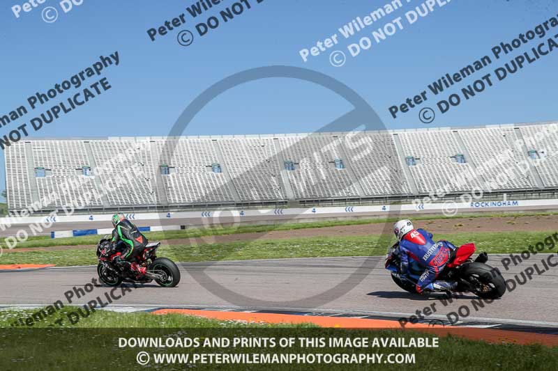 Rockingham no limits trackday;enduro digital images;event digital images;eventdigitalimages;no limits trackdays;peter wileman photography;racing digital images;rockingham raceway northamptonshire;rockingham trackday photographs;trackday digital images;trackday photos