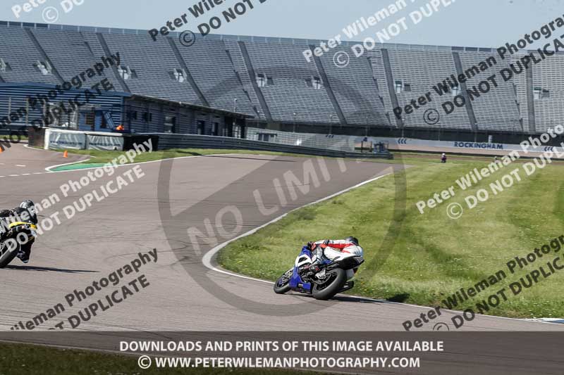 Rockingham no limits trackday;enduro digital images;event digital images;eventdigitalimages;no limits trackdays;peter wileman photography;racing digital images;rockingham raceway northamptonshire;rockingham trackday photographs;trackday digital images;trackday photos