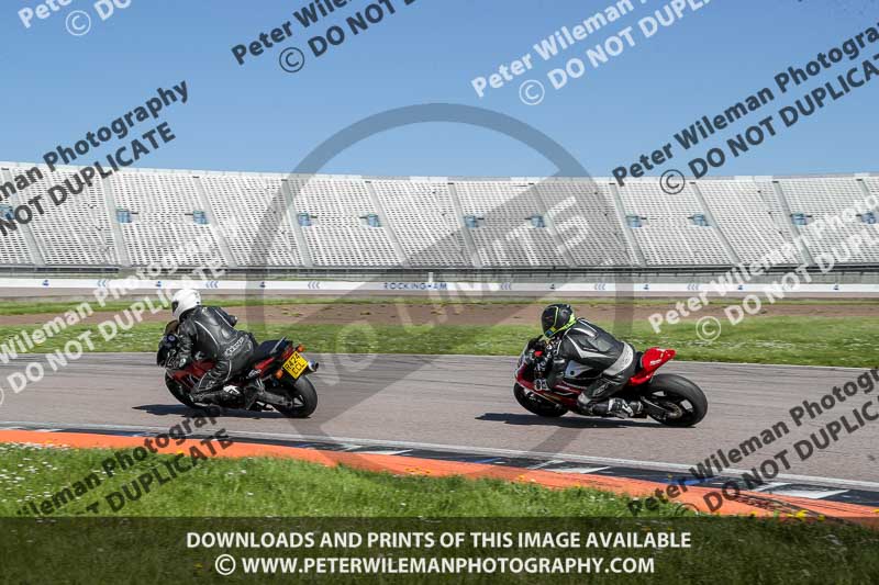 Rockingham no limits trackday;enduro digital images;event digital images;eventdigitalimages;no limits trackdays;peter wileman photography;racing digital images;rockingham raceway northamptonshire;rockingham trackday photographs;trackday digital images;trackday photos