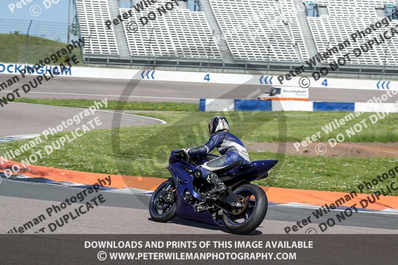 Rockingham no limits trackday;enduro digital images;event digital images;eventdigitalimages;no limits trackdays;peter wileman photography;racing digital images;rockingham raceway northamptonshire;rockingham trackday photographs;trackday digital images;trackday photos