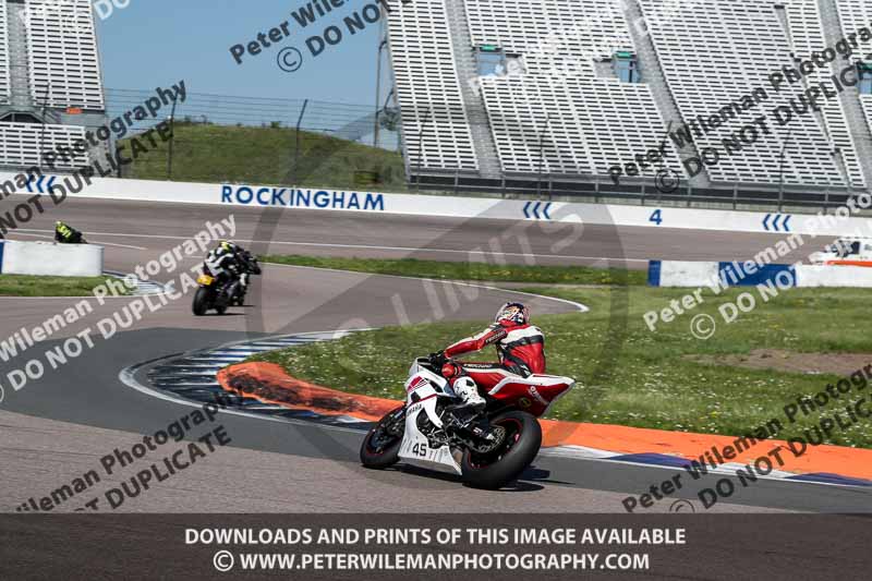 Rockingham no limits trackday;enduro digital images;event digital images;eventdigitalimages;no limits trackdays;peter wileman photography;racing digital images;rockingham raceway northamptonshire;rockingham trackday photographs;trackday digital images;trackday photos