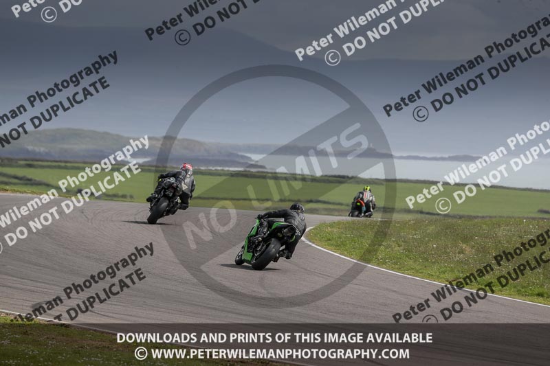 anglesey no limits trackday;anglesey photographs;anglesey trackday photographs;enduro digital images;event digital images;eventdigitalimages;no limits trackdays;peter wileman photography;racing digital images;trac mon;trackday digital images;trackday photos;ty croes