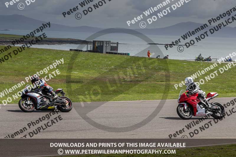 anglesey no limits trackday;anglesey photographs;anglesey trackday photographs;enduro digital images;event digital images;eventdigitalimages;no limits trackdays;peter wileman photography;racing digital images;trac mon;trackday digital images;trackday photos;ty croes