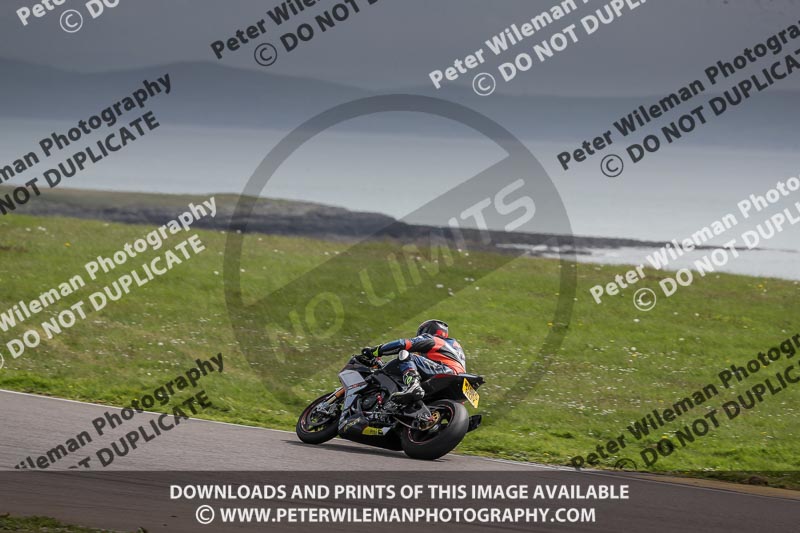 anglesey no limits trackday;anglesey photographs;anglesey trackday photographs;enduro digital images;event digital images;eventdigitalimages;no limits trackdays;peter wileman photography;racing digital images;trac mon;trackday digital images;trackday photos;ty croes