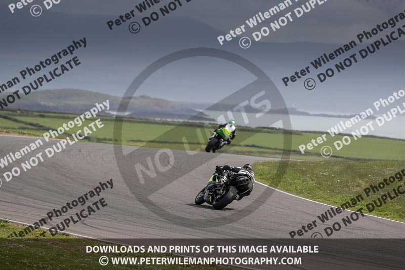 anglesey no limits trackday;anglesey photographs;anglesey trackday photographs;enduro digital images;event digital images;eventdigitalimages;no limits trackdays;peter wileman photography;racing digital images;trac mon;trackday digital images;trackday photos;ty croes