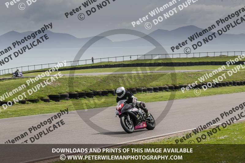 anglesey no limits trackday;anglesey photographs;anglesey trackday photographs;enduro digital images;event digital images;eventdigitalimages;no limits trackdays;peter wileman photography;racing digital images;trac mon;trackday digital images;trackday photos;ty croes