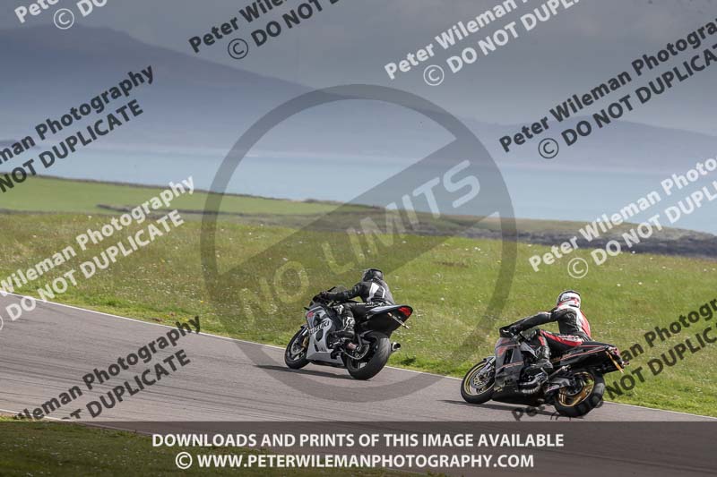 anglesey no limits trackday;anglesey photographs;anglesey trackday photographs;enduro digital images;event digital images;eventdigitalimages;no limits trackdays;peter wileman photography;racing digital images;trac mon;trackday digital images;trackday photos;ty croes