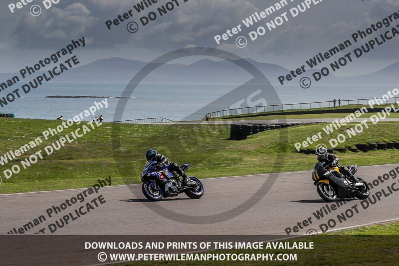 anglesey no limits trackday;anglesey photographs;anglesey trackday photographs;enduro digital images;event digital images;eventdigitalimages;no limits trackdays;peter wileman photography;racing digital images;trac mon;trackday digital images;trackday photos;ty croes