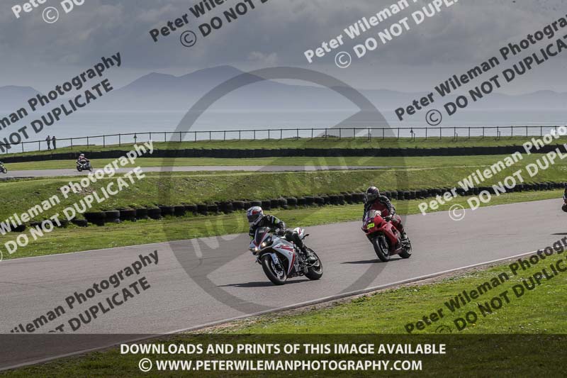 anglesey no limits trackday;anglesey photographs;anglesey trackday photographs;enduro digital images;event digital images;eventdigitalimages;no limits trackdays;peter wileman photography;racing digital images;trac mon;trackday digital images;trackday photos;ty croes