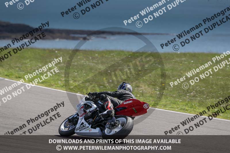 anglesey no limits trackday;anglesey photographs;anglesey trackday photographs;enduro digital images;event digital images;eventdigitalimages;no limits trackdays;peter wileman photography;racing digital images;trac mon;trackday digital images;trackday photos;ty croes