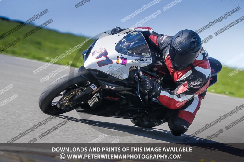 anglesey no limits trackday;anglesey photographs;anglesey trackday photographs;enduro digital images;event digital images;eventdigitalimages;no limits trackdays;peter wileman photography;racing digital images;trac mon;trackday digital images;trackday photos;ty croes