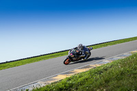 anglesey-no-limits-trackday;anglesey-photographs;anglesey-trackday-photographs;enduro-digital-images;event-digital-images;eventdigitalimages;no-limits-trackdays;peter-wileman-photography;racing-digital-images;trac-mon;trackday-digital-images;trackday-photos;ty-croes