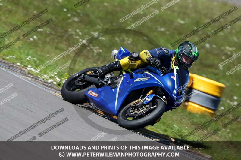 anglesey no limits trackday;anglesey photographs;anglesey trackday photographs;enduro digital images;event digital images;eventdigitalimages;no limits trackdays;peter wileman photography;racing digital images;trac mon;trackday digital images;trackday photos;ty croes