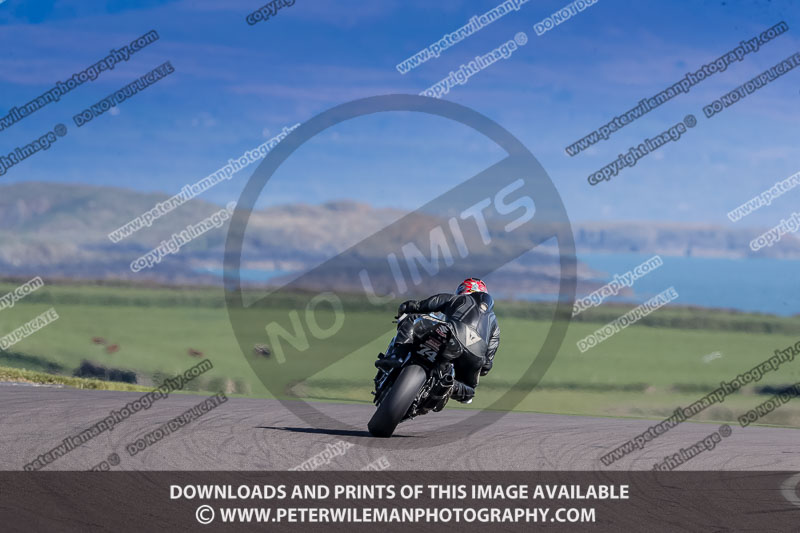 anglesey no limits trackday;anglesey photographs;anglesey trackday photographs;enduro digital images;event digital images;eventdigitalimages;no limits trackdays;peter wileman photography;racing digital images;trac mon;trackday digital images;trackday photos;ty croes