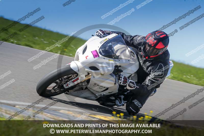 anglesey no limits trackday;anglesey photographs;anglesey trackday photographs;enduro digital images;event digital images;eventdigitalimages;no limits trackdays;peter wileman photography;racing digital images;trac mon;trackday digital images;trackday photos;ty croes