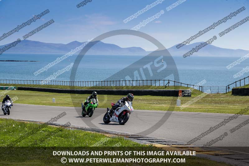 anglesey no limits trackday;anglesey photographs;anglesey trackday photographs;enduro digital images;event digital images;eventdigitalimages;no limits trackdays;peter wileman photography;racing digital images;trac mon;trackday digital images;trackday photos;ty croes