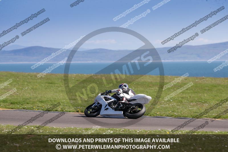 anglesey no limits trackday;anglesey photographs;anglesey trackday photographs;enduro digital images;event digital images;eventdigitalimages;no limits trackdays;peter wileman photography;racing digital images;trac mon;trackday digital images;trackday photos;ty croes