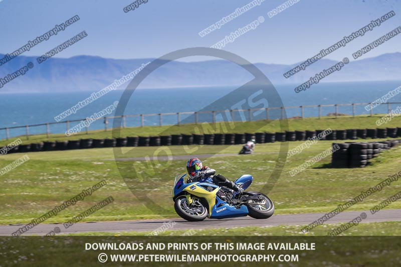 anglesey no limits trackday;anglesey photographs;anglesey trackday photographs;enduro digital images;event digital images;eventdigitalimages;no limits trackdays;peter wileman photography;racing digital images;trac mon;trackday digital images;trackday photos;ty croes