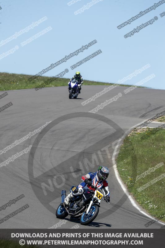 anglesey no limits trackday;anglesey photographs;anglesey trackday photographs;enduro digital images;event digital images;eventdigitalimages;no limits trackdays;peter wileman photography;racing digital images;trac mon;trackday digital images;trackday photos;ty croes