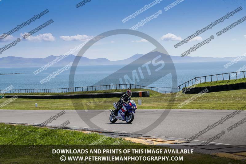 anglesey no limits trackday;anglesey photographs;anglesey trackday photographs;enduro digital images;event digital images;eventdigitalimages;no limits trackdays;peter wileman photography;racing digital images;trac mon;trackday digital images;trackday photos;ty croes