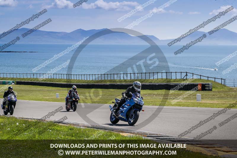 anglesey no limits trackday;anglesey photographs;anglesey trackday photographs;enduro digital images;event digital images;eventdigitalimages;no limits trackdays;peter wileman photography;racing digital images;trac mon;trackday digital images;trackday photos;ty croes