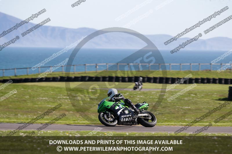 anglesey no limits trackday;anglesey photographs;anglesey trackday photographs;enduro digital images;event digital images;eventdigitalimages;no limits trackdays;peter wileman photography;racing digital images;trac mon;trackday digital images;trackday photos;ty croes