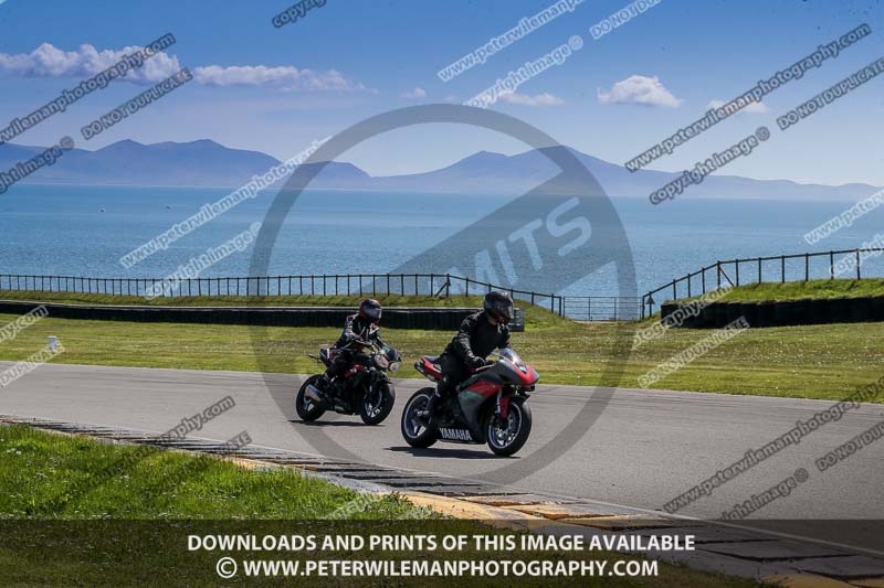 anglesey no limits trackday;anglesey photographs;anglesey trackday photographs;enduro digital images;event digital images;eventdigitalimages;no limits trackdays;peter wileman photography;racing digital images;trac mon;trackday digital images;trackday photos;ty croes