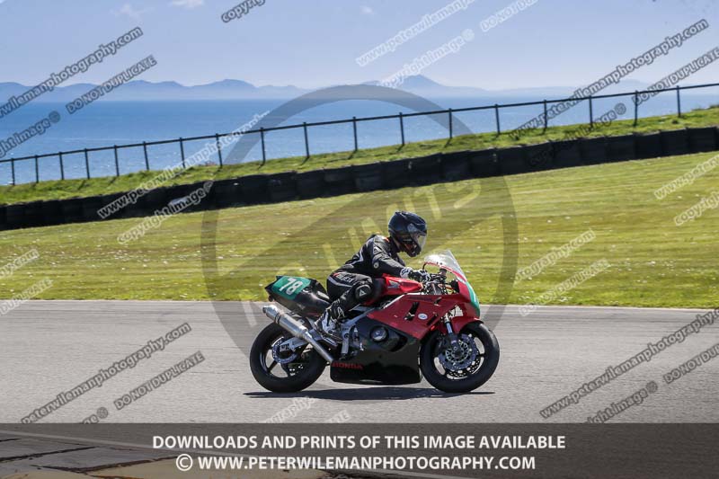 anglesey no limits trackday;anglesey photographs;anglesey trackday photographs;enduro digital images;event digital images;eventdigitalimages;no limits trackdays;peter wileman photography;racing digital images;trac mon;trackday digital images;trackday photos;ty croes