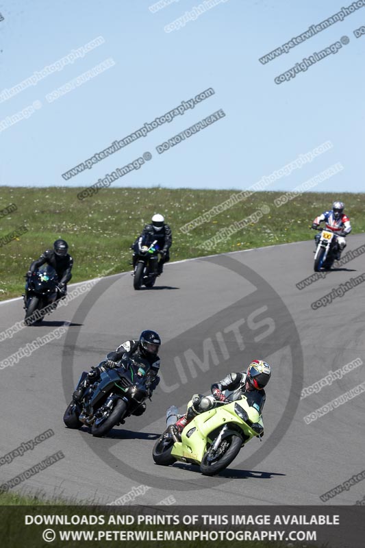 anglesey no limits trackday;anglesey photographs;anglesey trackday photographs;enduro digital images;event digital images;eventdigitalimages;no limits trackdays;peter wileman photography;racing digital images;trac mon;trackday digital images;trackday photos;ty croes