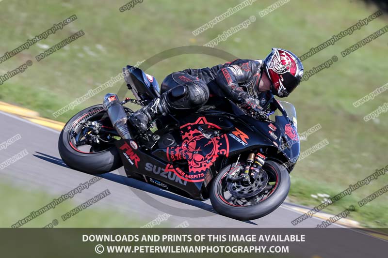 anglesey no limits trackday;anglesey photographs;anglesey trackday photographs;enduro digital images;event digital images;eventdigitalimages;no limits trackdays;peter wileman photography;racing digital images;trac mon;trackday digital images;trackday photos;ty croes