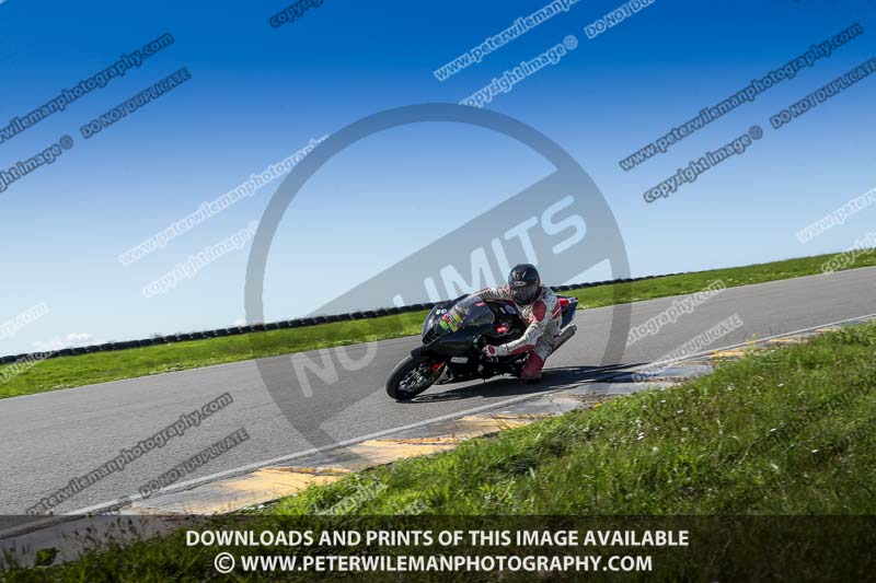 anglesey no limits trackday;anglesey photographs;anglesey trackday photographs;enduro digital images;event digital images;eventdigitalimages;no limits trackdays;peter wileman photography;racing digital images;trac mon;trackday digital images;trackday photos;ty croes