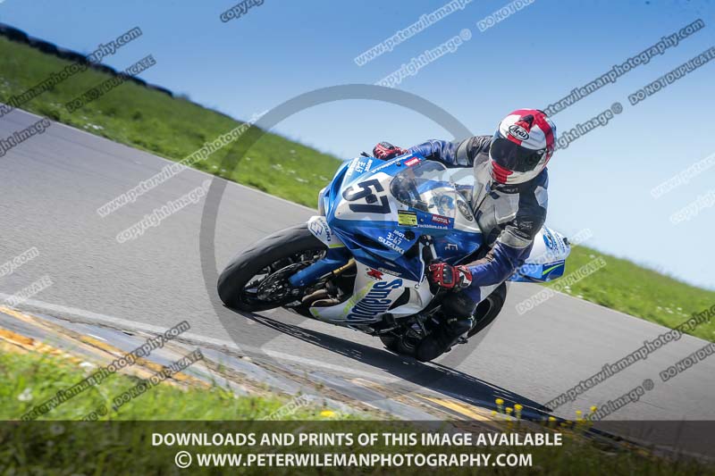 anglesey no limits trackday;anglesey photographs;anglesey trackday photographs;enduro digital images;event digital images;eventdigitalimages;no limits trackdays;peter wileman photography;racing digital images;trac mon;trackday digital images;trackday photos;ty croes