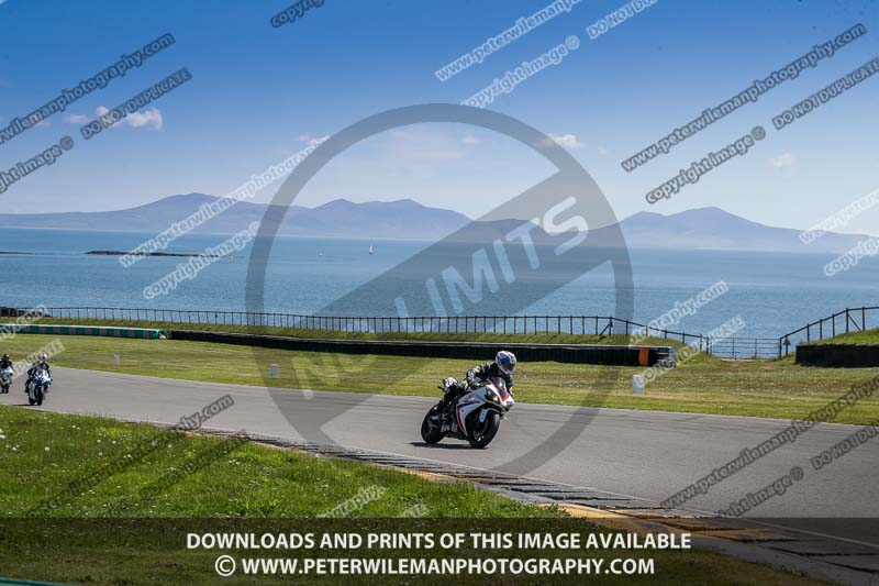 anglesey no limits trackday;anglesey photographs;anglesey trackday photographs;enduro digital images;event digital images;eventdigitalimages;no limits trackdays;peter wileman photography;racing digital images;trac mon;trackday digital images;trackday photos;ty croes