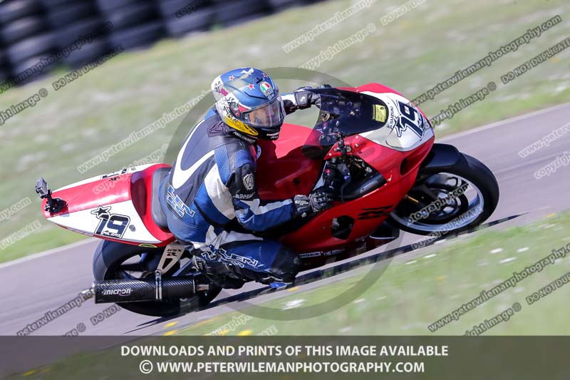 anglesey no limits trackday;anglesey photographs;anglesey trackday photographs;enduro digital images;event digital images;eventdigitalimages;no limits trackdays;peter wileman photography;racing digital images;trac mon;trackday digital images;trackday photos;ty croes